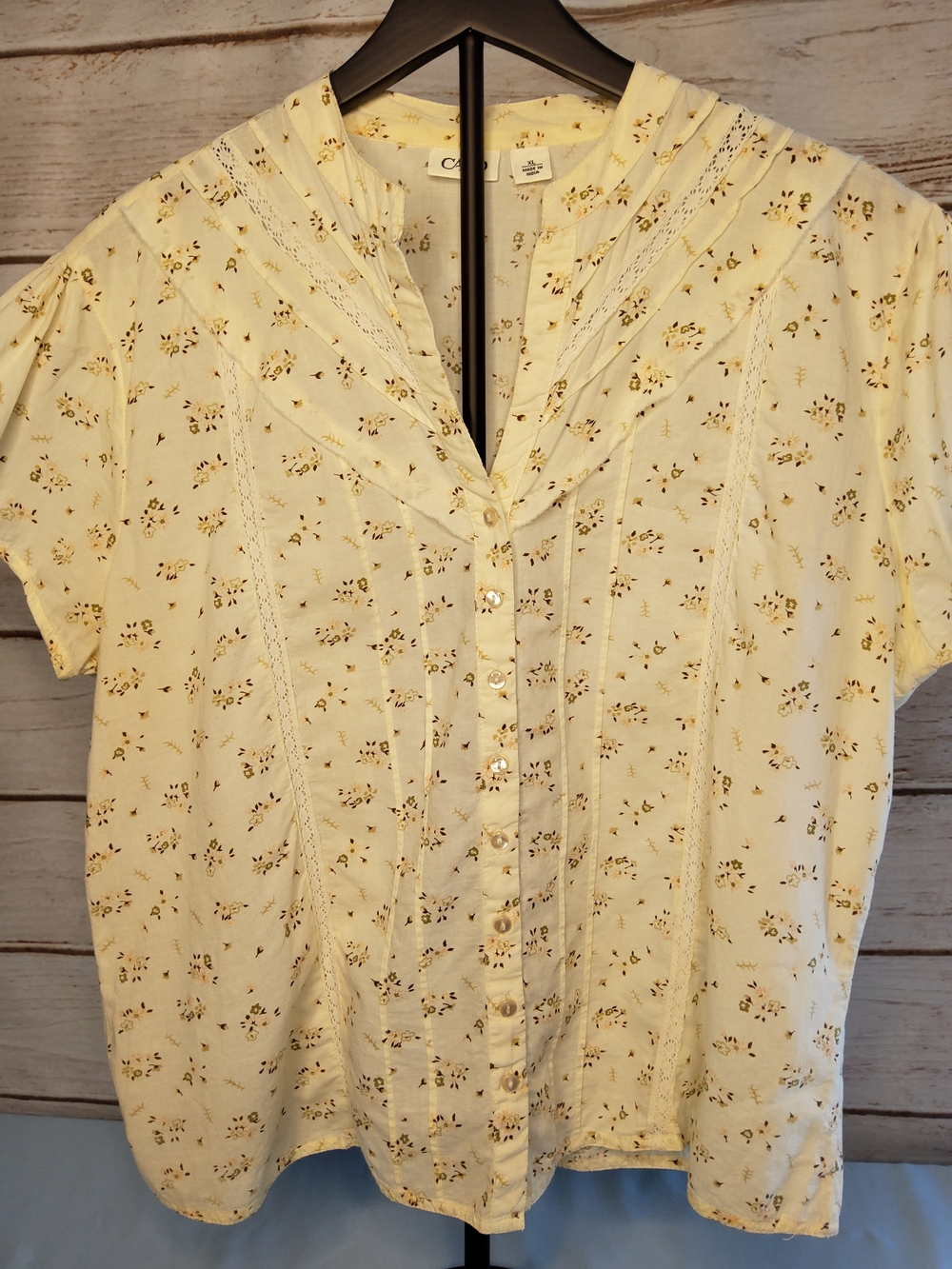 Cato Cream Floral Button-Front Short Sleeve Blouse - Picture 2 of 7